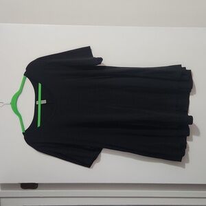 Black Short Sleeve LulaRoe Top